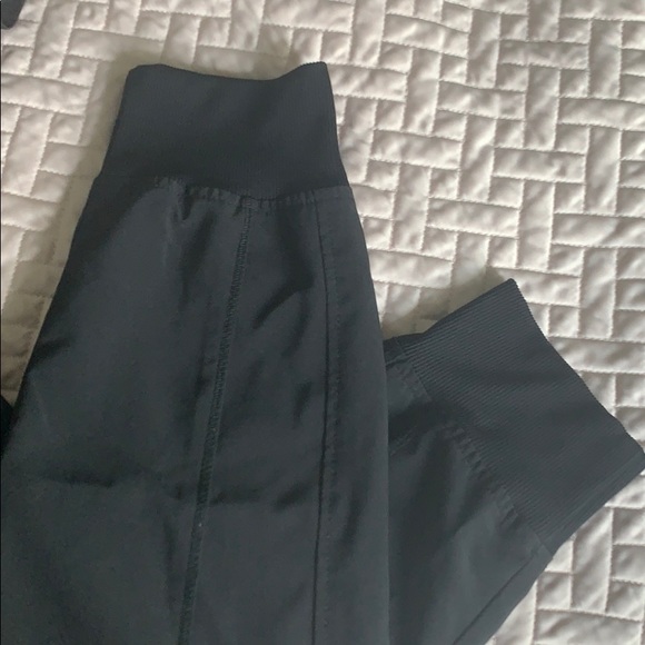 Infinity Black Stretch Scrubs Jogger Set - Picture 4 of 6